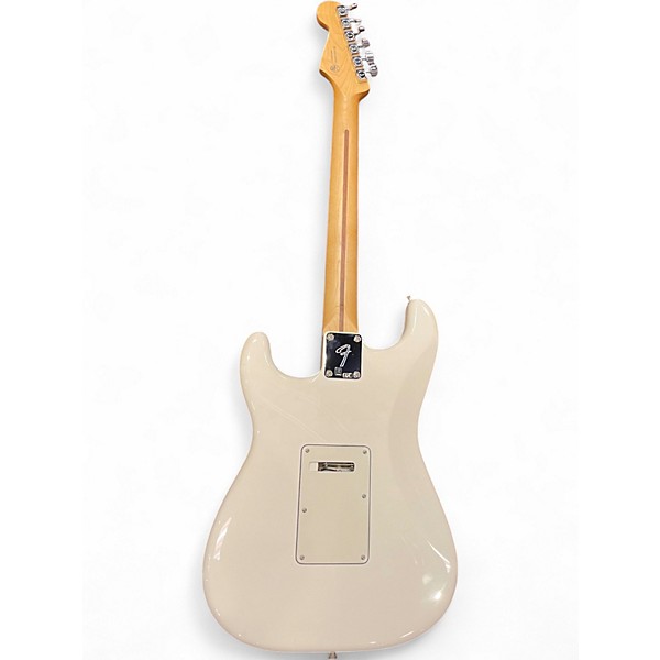 Used Fender Player Stratocaster Classic White Solid Body Electric Guitar