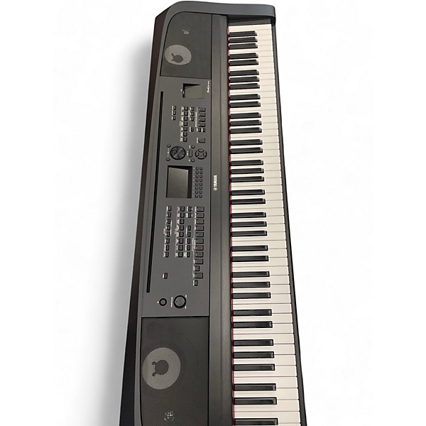 Used Yamaha DGX670 Digital Piano