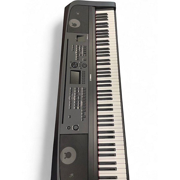 Used Yamaha DGX670 Digital Piano