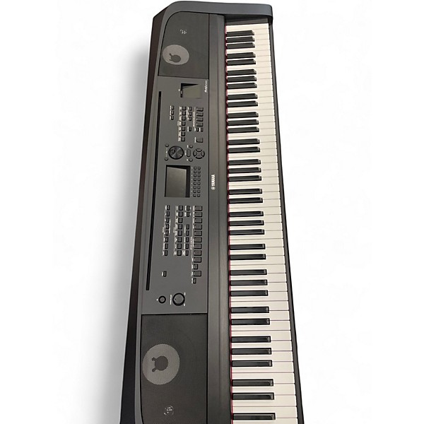 Used Yamaha DGX670 Digital Piano
