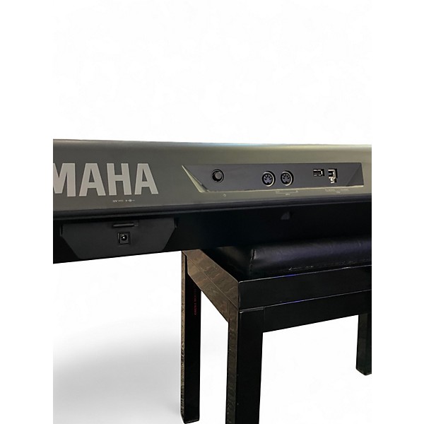 Used Yamaha MX88 Synthesizer