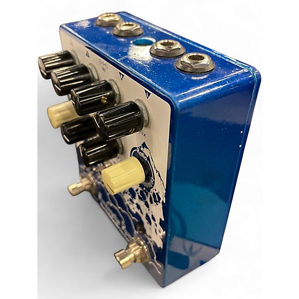 Used EarthQuaker Devices Avalanche Run V2 Delay Effect Pedal