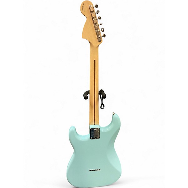 Used Fender Tom Delonge Signature Stratocaster Daphne Blue Solid Body Electric Guitar