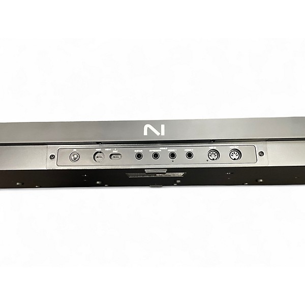 Used Native Instruments Komplete Kontrol S61 MK3 MIDI Controller