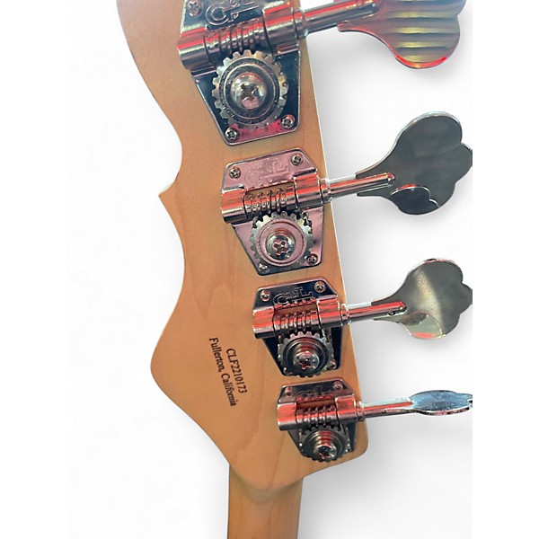 Used G&L USA L2000 White Electric Bass Guitar