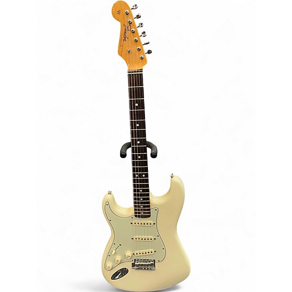 Used Fender American Original 60s Stratocaster Left Handed Alpine White Solid Body Electric Guitar