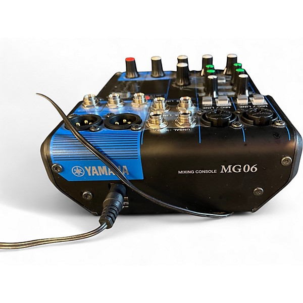 Used Yamaha mg06 Powered Mixer