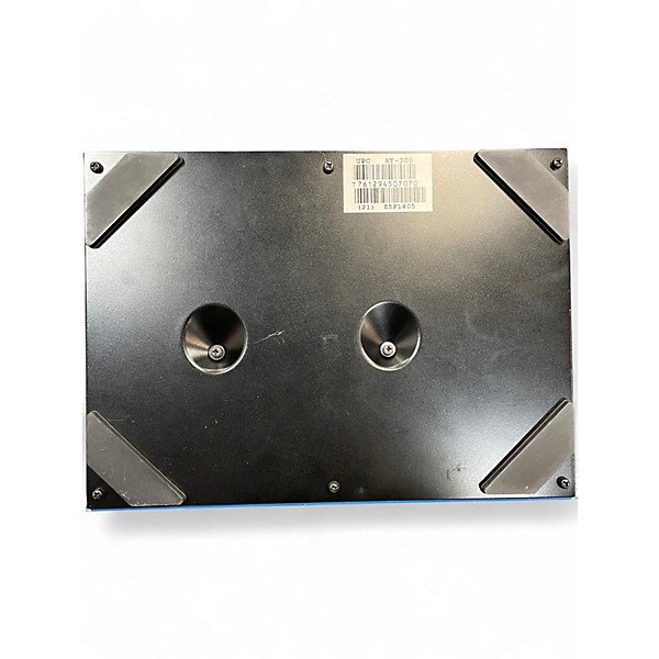 Used BOSS SY300 Guitar Synthesizer Effect Pedal