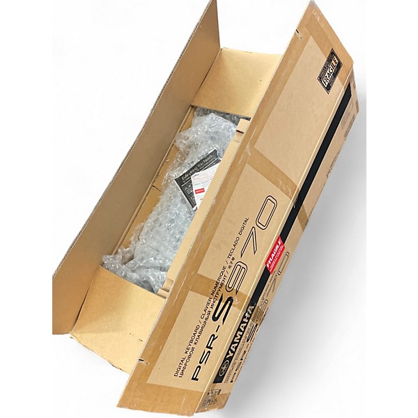 Used Yamaha PSRS970 61 Key Keyboard Workstation