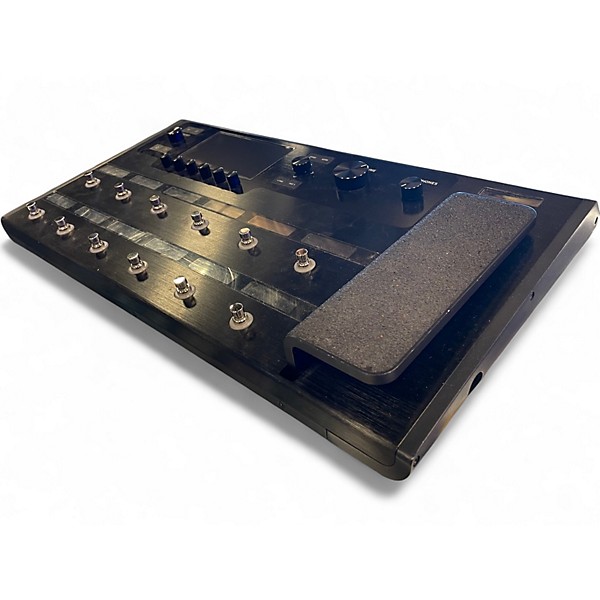 Used 2024 Line 6 Helix Effect Processor