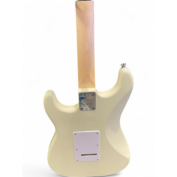 Used Squier Affinity Stratocaster White Solid Body Electric Guitar