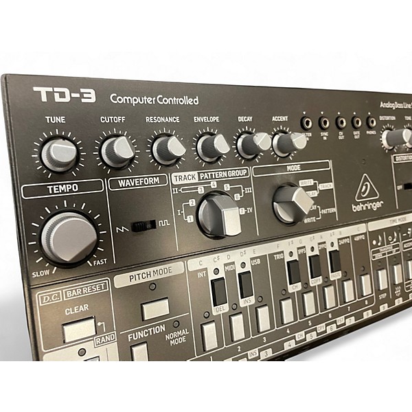 Used Behringer TD3 Synthesizer