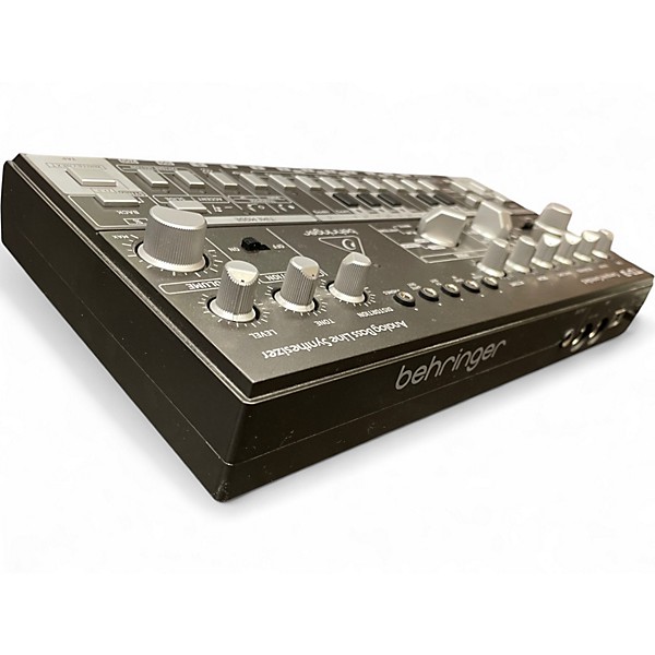 Used Behringer TD3 Synthesizer