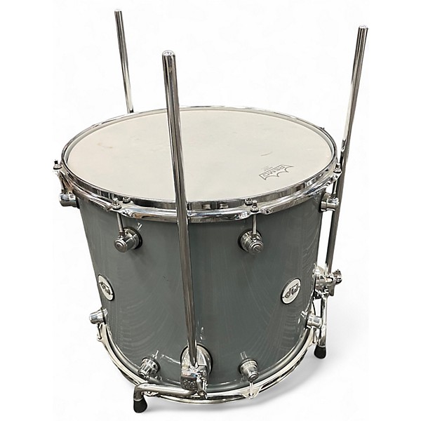 Used 2018 DW 5 Piece Design Series Gray Drum Kit