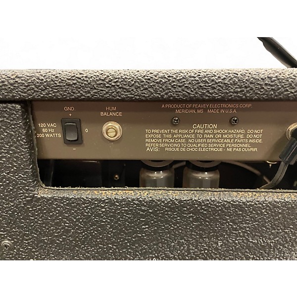 Used Peavey TRIUMPH 60 Guitar Cabinet
