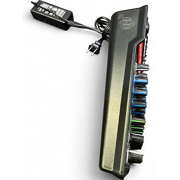 Used Harbinger LV8 Powered Mixer