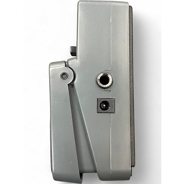 Used Behringer TU300 Chromatic Tuner Pedal