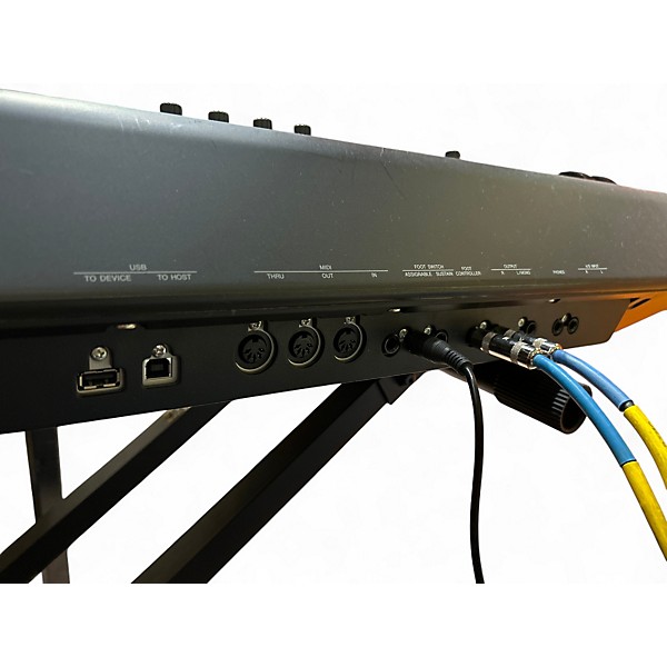 Used Yamaha MOXF8 88 Key Keyboard Workstation