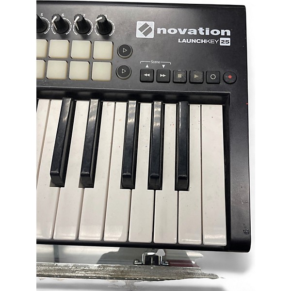 Used Novation Launchkey 25 Key MIDI Controller