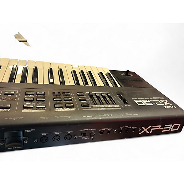 Used Roland XP-30 61-Key 64-Voice Expandable Synthesizer 1999 - 2004  Synthesizer