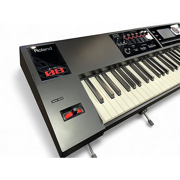 Used Roland FA08 Keyboard Workstation