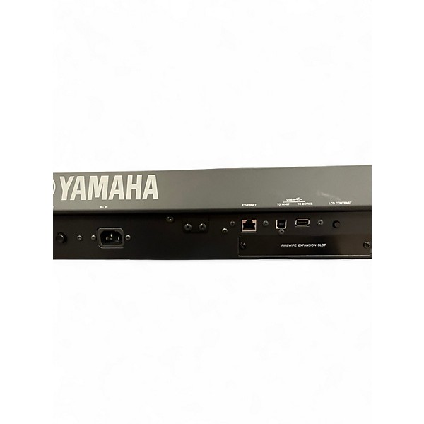 Used Yamaha Motif XF6 61 Key Keyboard Workstation