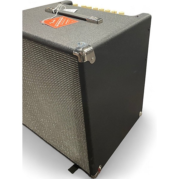 Used Fender rumble 100 Bass Combo Amp