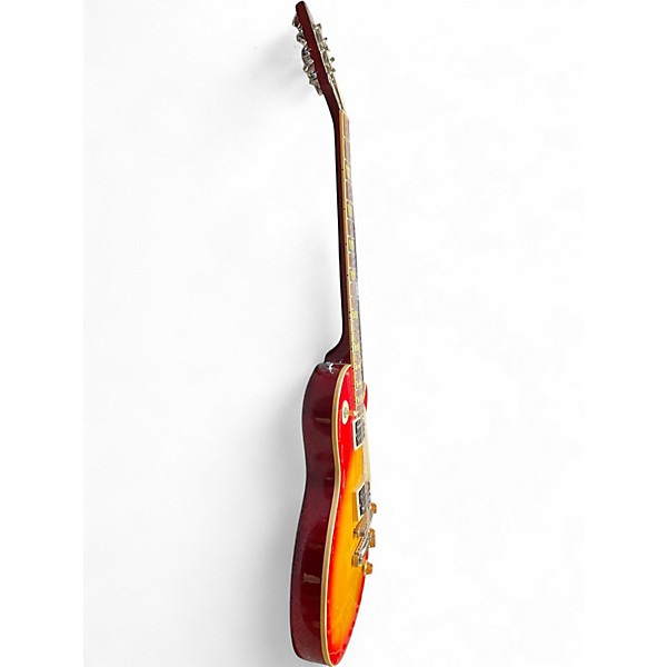 Used 2000 Gibson Les Paul Classic Cherry Sunburst Solid Body Electric Guitar