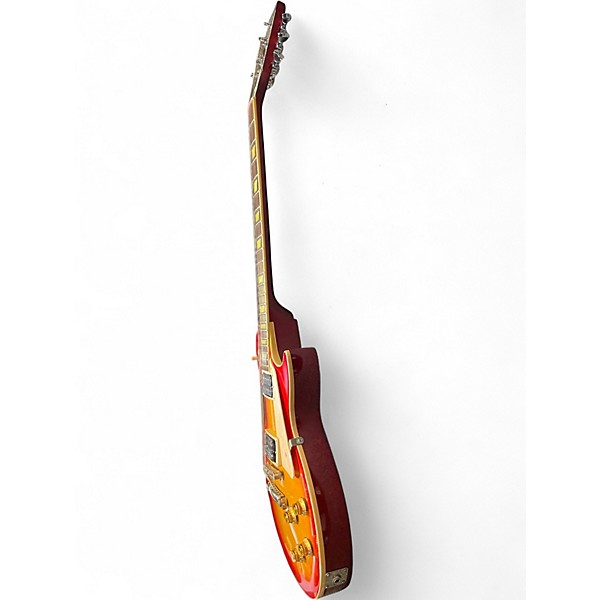 Used 2000 Gibson Les Paul Classic Cherry Sunburst Solid Body Electric Guitar