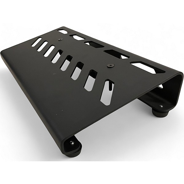 Used Gator SMALL PEDALBOARD WITH BAG Utility Bag