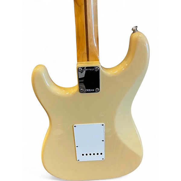 Used Fender 1957 American Vintage II Stratocaster Vintage Blonde Solid Body Electric Guitar