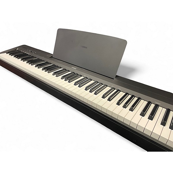 Used Yamaha P143 Digital Piano