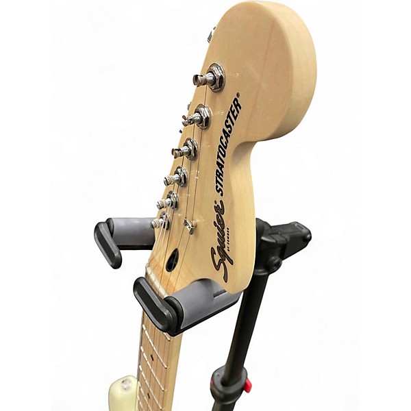 Used Squier Affinity Stratocaster White Solid Body Electric Guitar