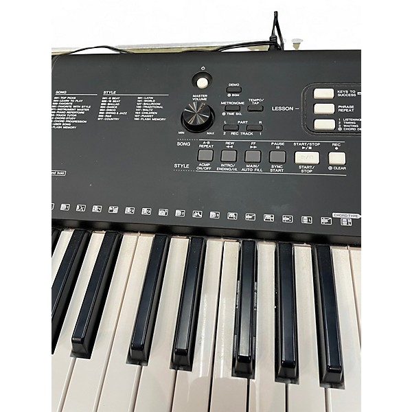 Used Yamaha PSREW300 Portable Keyboard