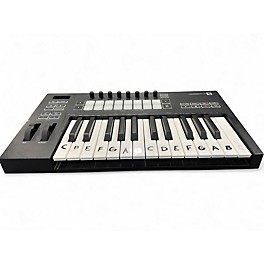 Used Novation LAUNCH KEY 25 MIDI Controller