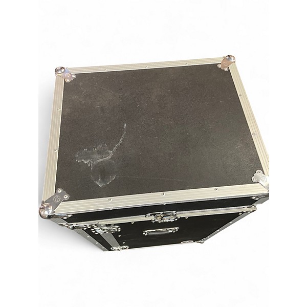 Used Roadrunner 31X21X25 Rolling Rack Rackmount Case