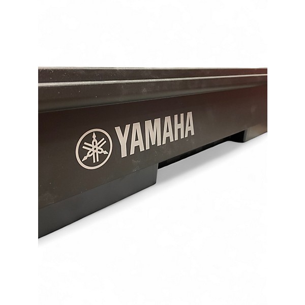 Used Yamaha P-225 Digital Piano