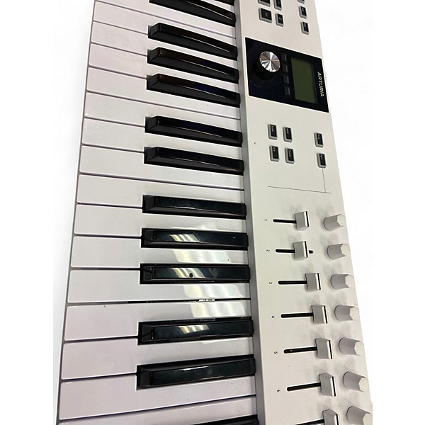 Used Arturia Key lab essential 62 Keyboard Workstation