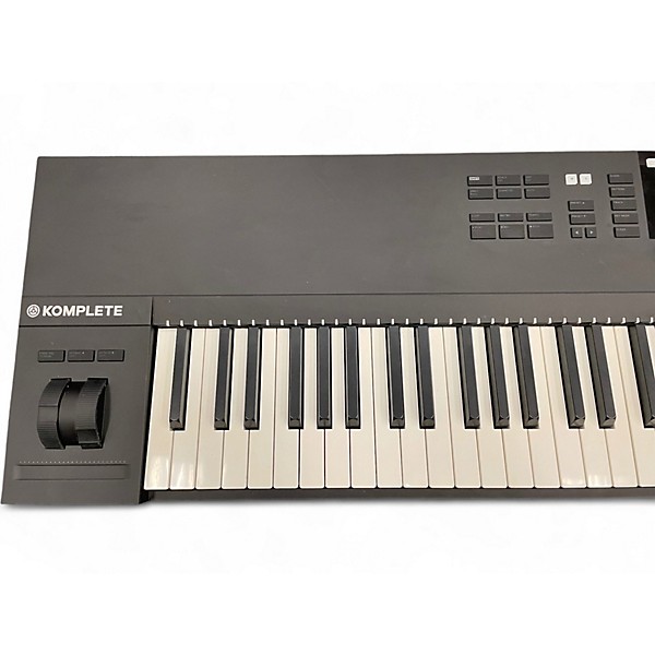 Used Native Instruments Komplete Kontrol S88 MK2 MIDI Controller