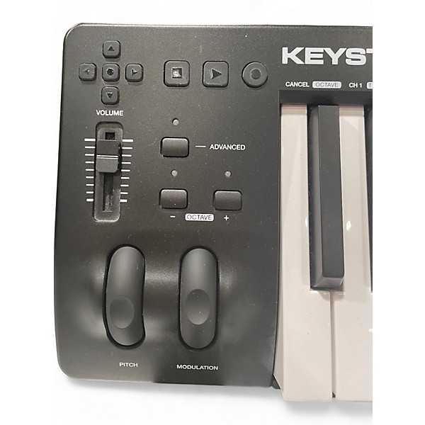 Used M-Audio KEYSTATION 61 MK 3 MIDI Controller