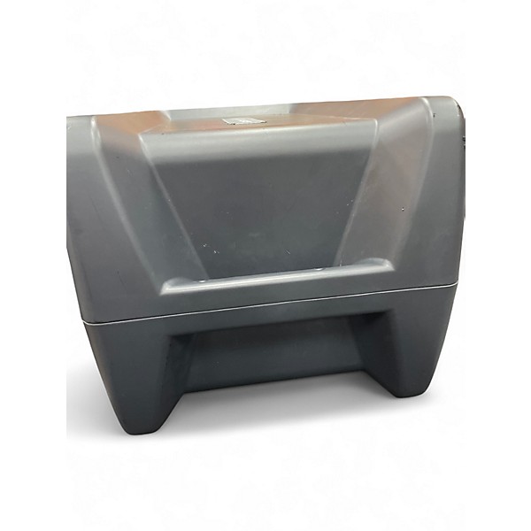 Used Peavey xr8300 Powered Mixer