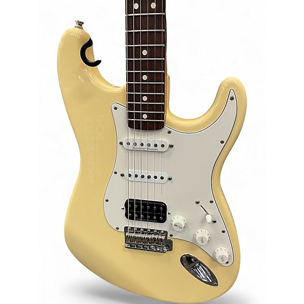 Used Fender California SeriesHSS Stratocaster Olympic White Solid Body Electric Guitar