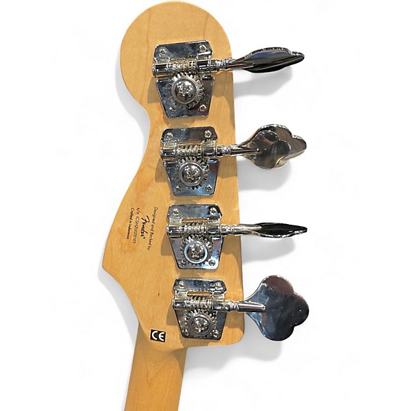 Used Squier Affinity Jazz Bass Classic White Electric Bass Guitar