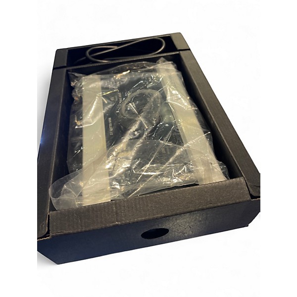 Used Native Instruments KOMPLETE AUDIO 6 Audio Interface