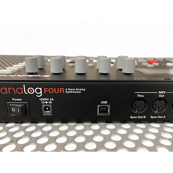 Used Elektron Analog Four Tabletop Synthesizer Synthesizer