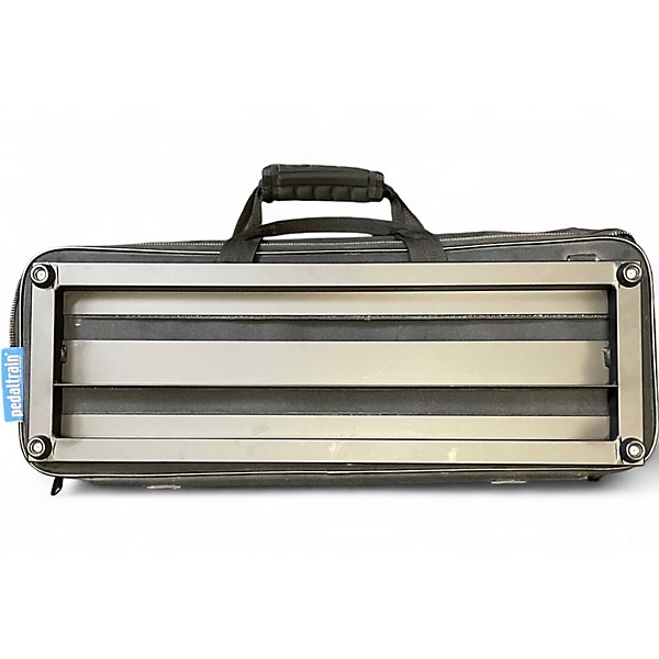 Used Pedal Train METRO 24 Pedal Board