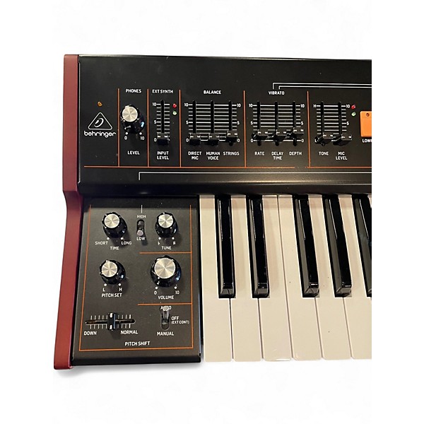 Used Behringer VC340 Synthesizer