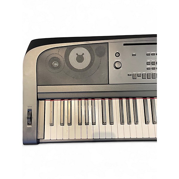 Used Yamaha DGX670 Digital Piano