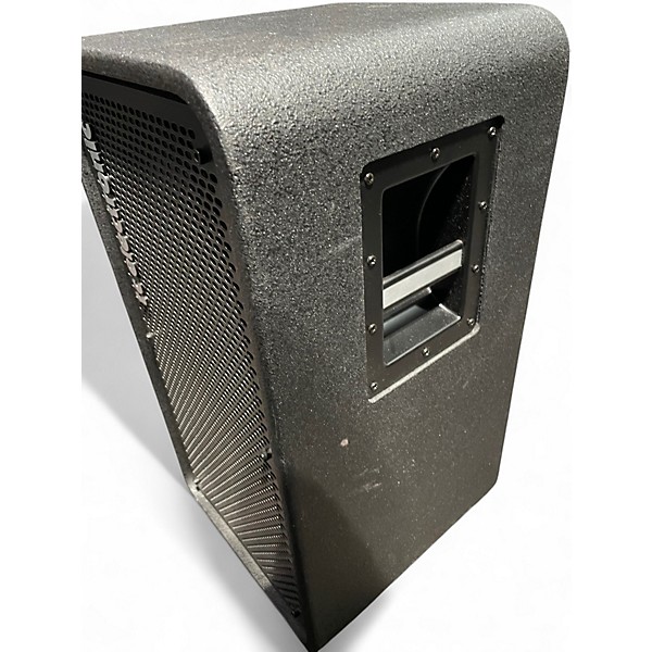 Used TC Electronic RS210 2x10 Vertical Bass Cabinet