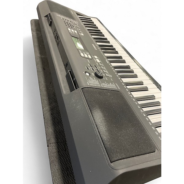 Used Yamaha PSR E373